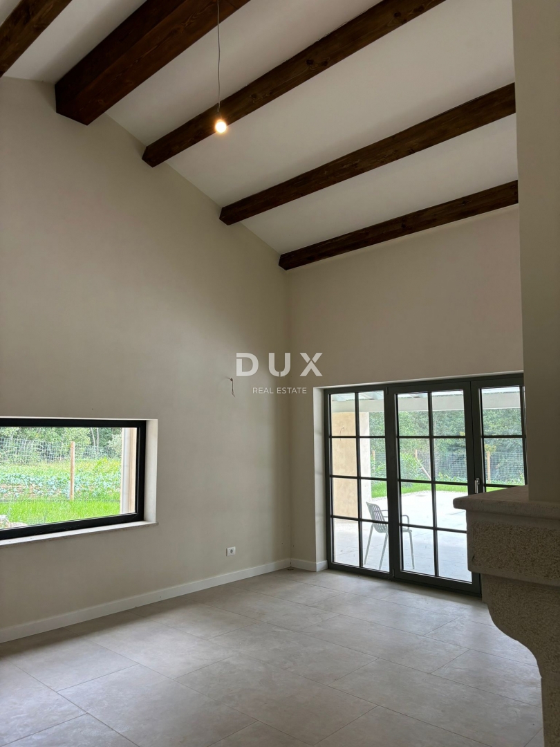 ISTRIA, PAZIN - Magica villa mediterranea con vista sulla natura - nuova costruzione! Stile unico!