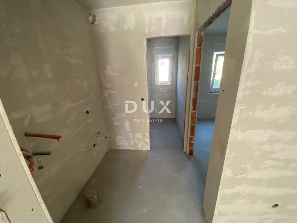 RIJEKA, DRENOVA - esclusivo appartamento in NUOVA COSTRUZIONE al 1° piano con balcone + 2 posti auto! OCCASIONE!