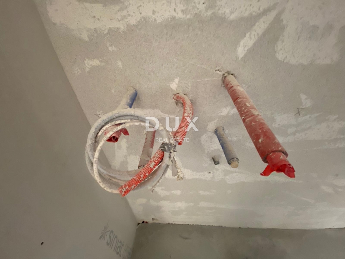 RIJEKA, DRENOVA - esclusivo appartamento in NUOVA COSTRUZIONE al 1° piano con balcone + 2 posti auto! OCCASIONE!