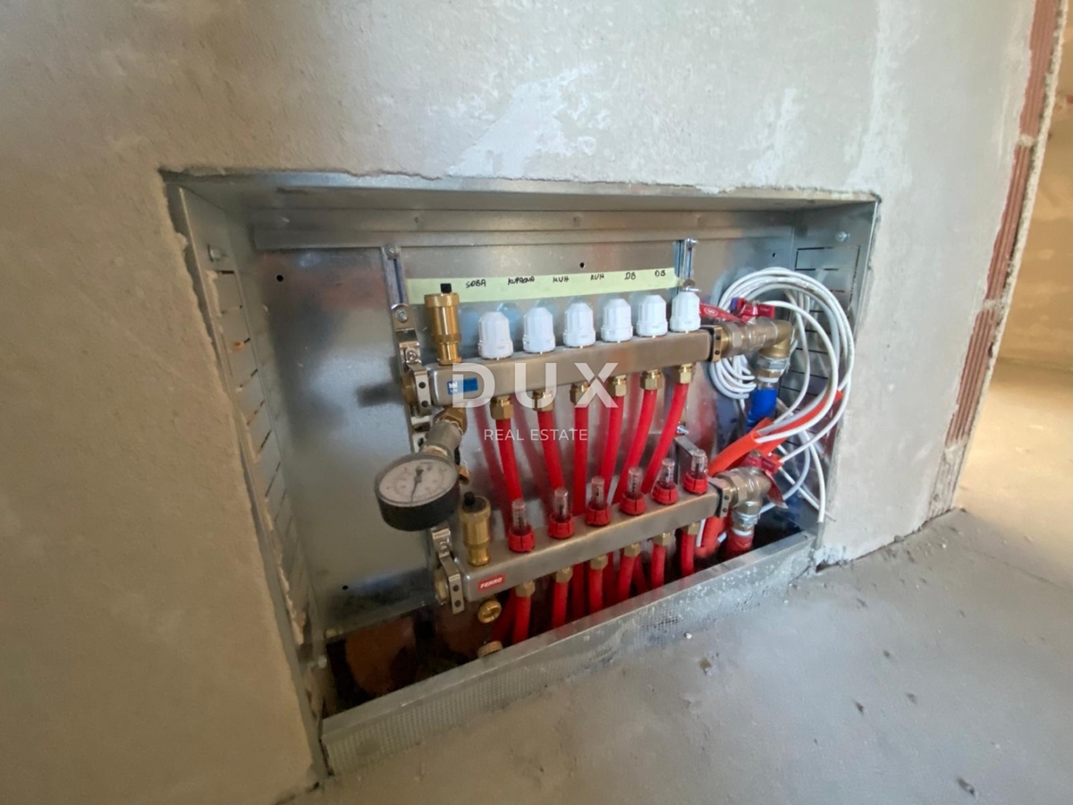 RIJEKA, DRENOVA - esclusivo appartamento in NUOVA COSTRUZIONE al 1° piano con balcone + 2 posti auto! OCCASIONE!