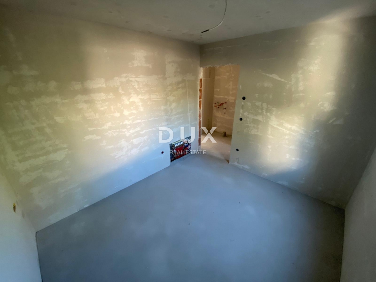 RIJEKA, DRENOVA - esclusivo appartamento in NUOVA COSTRUZIONE al 1° piano con balcone + 2 posti auto! OCCASIONE!