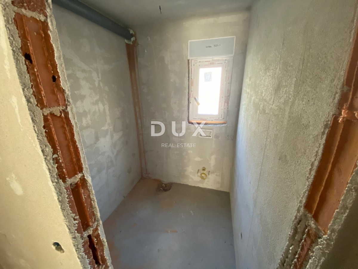 RIJEKA, DRENOVA - esclusivo appartamento in NUOVA COSTRUZIONE al 1° piano con balcone + 2 posti auto! OCCASIONE!