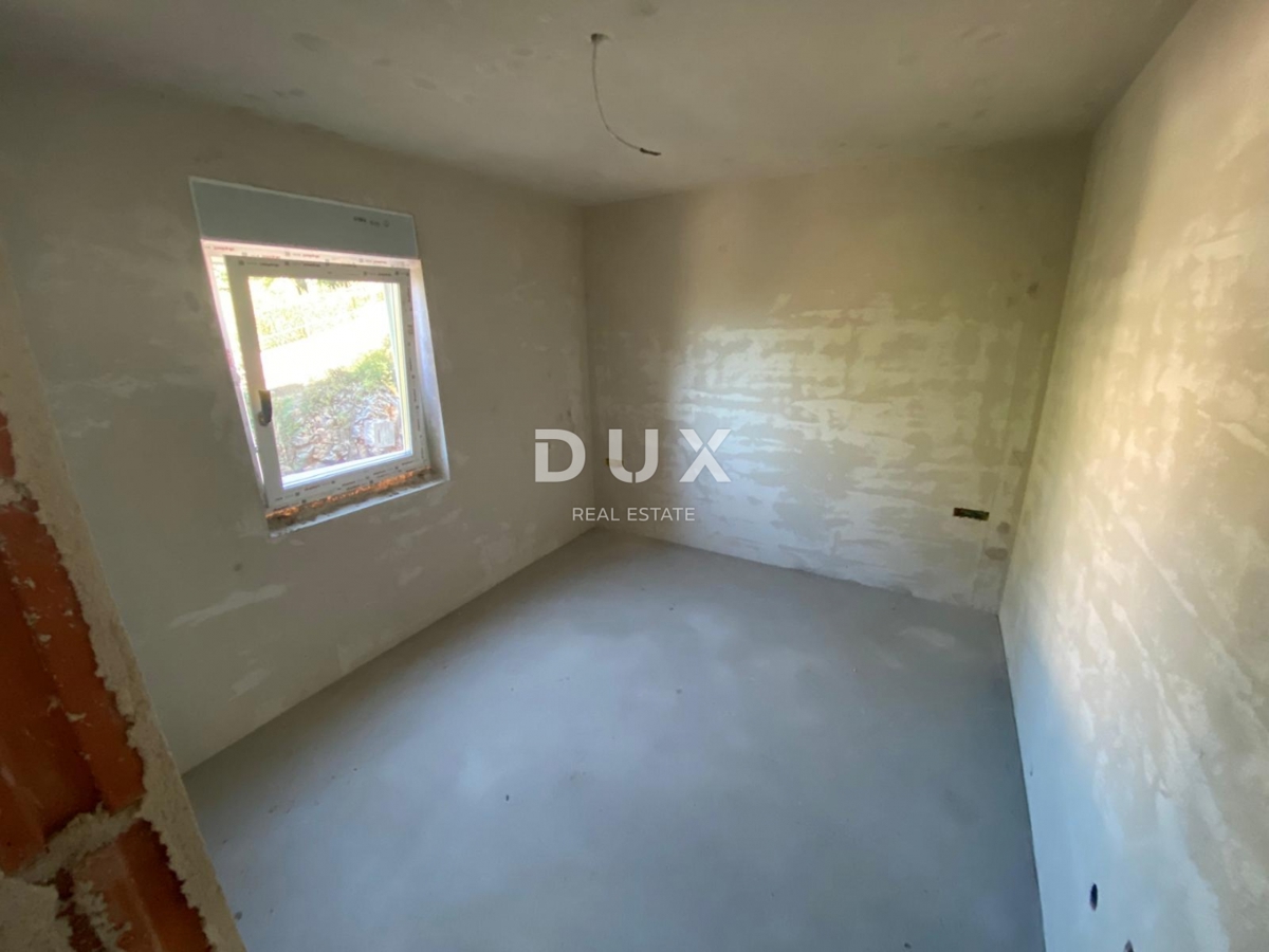 RIJEKA, DRENOVA - esclusivo appartamento in NUOVA COSTRUZIONE al 1° piano con balcone + 2 posti auto! OCCASIONE!