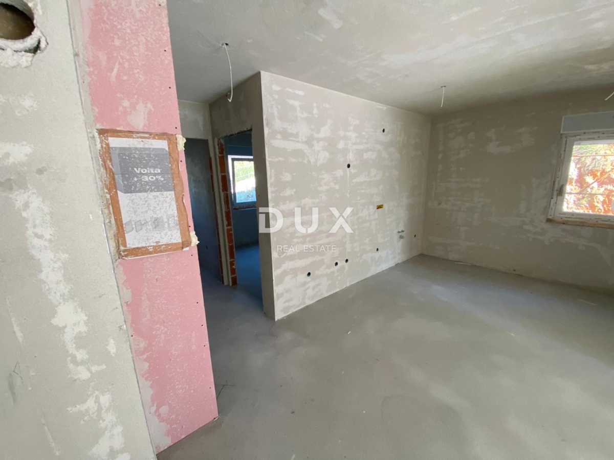 RIJEKA, DRENOVA - esclusivo appartamento in NUOVA COSTRUZIONE al 1° piano con balcone + 2 posti auto! OCCASIONE!