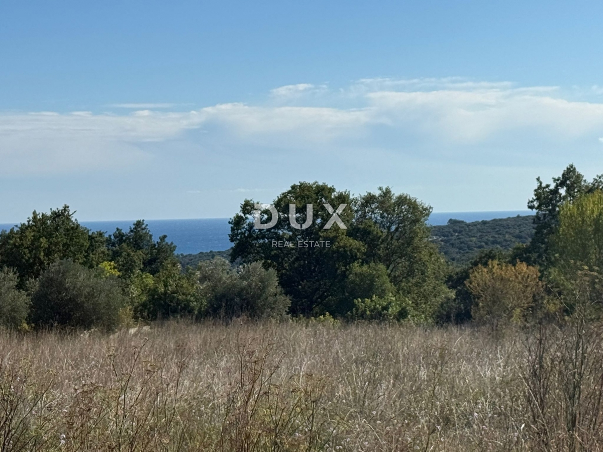 ISTRIA, PERUŠKI - Terreno edificabile con vista mare