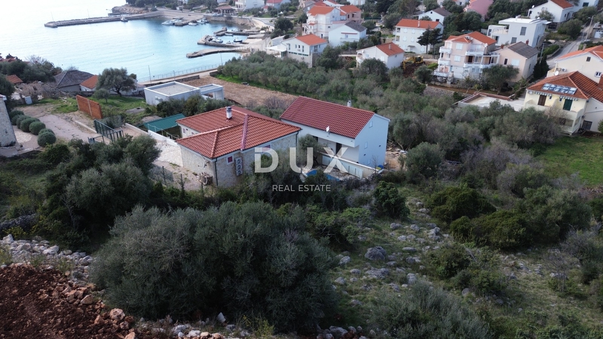 ISOLA DI PAG, JAKIŠNICA - lussuoso appartamento con 2 camere da letto in una posizione privilegiata