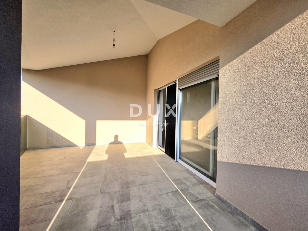 ISTRIA, FAŽANA - Attico con 2 camere da letto e soggiorno a 450 metri dalle spiagge e dal lungomare