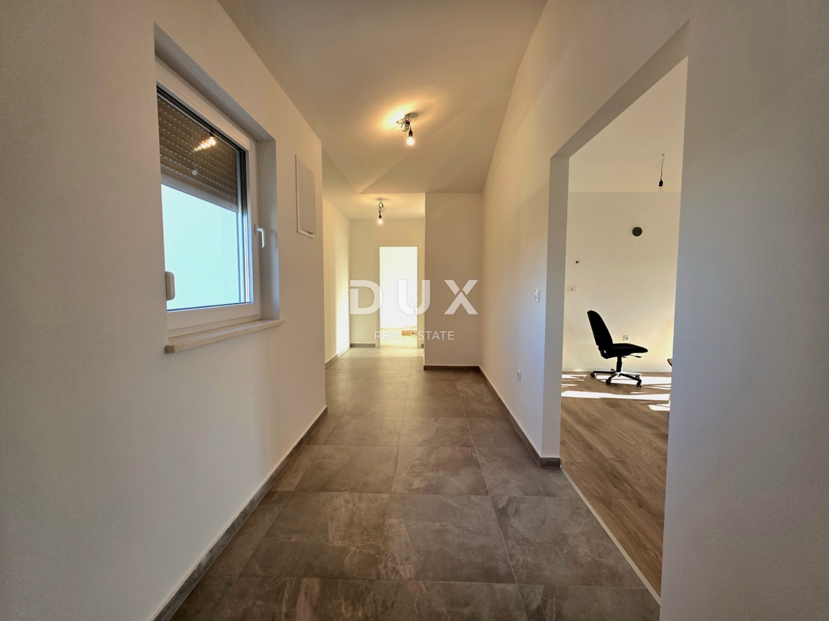 ISTRIA, FAŽANA - Attico con 2 camere da letto e soggiorno a 450 metri dalle spiagge e dal lungomare