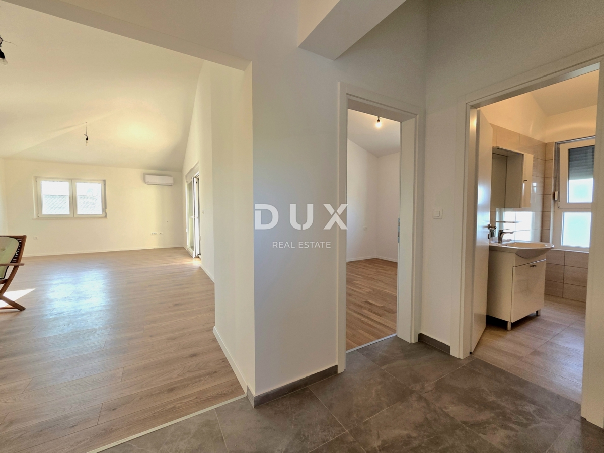 ISTRIA, FAŽANA - Attico con 2 camere da letto e soggiorno a 450 metri dalle spiagge e dal lungomare