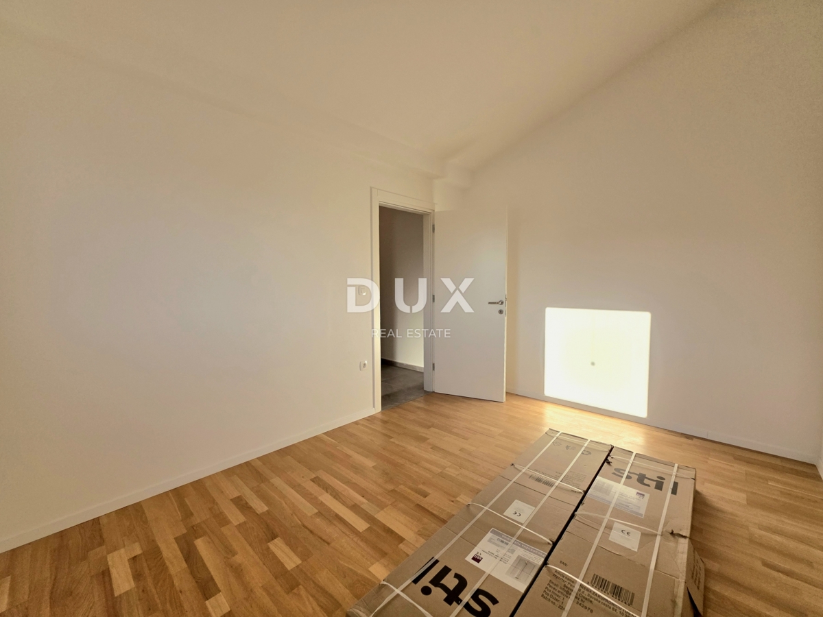 ISTRIA, FAŽANA - Attico con 2 camere da letto e soggiorno a 450 metri dalle spiagge e dal lungomare