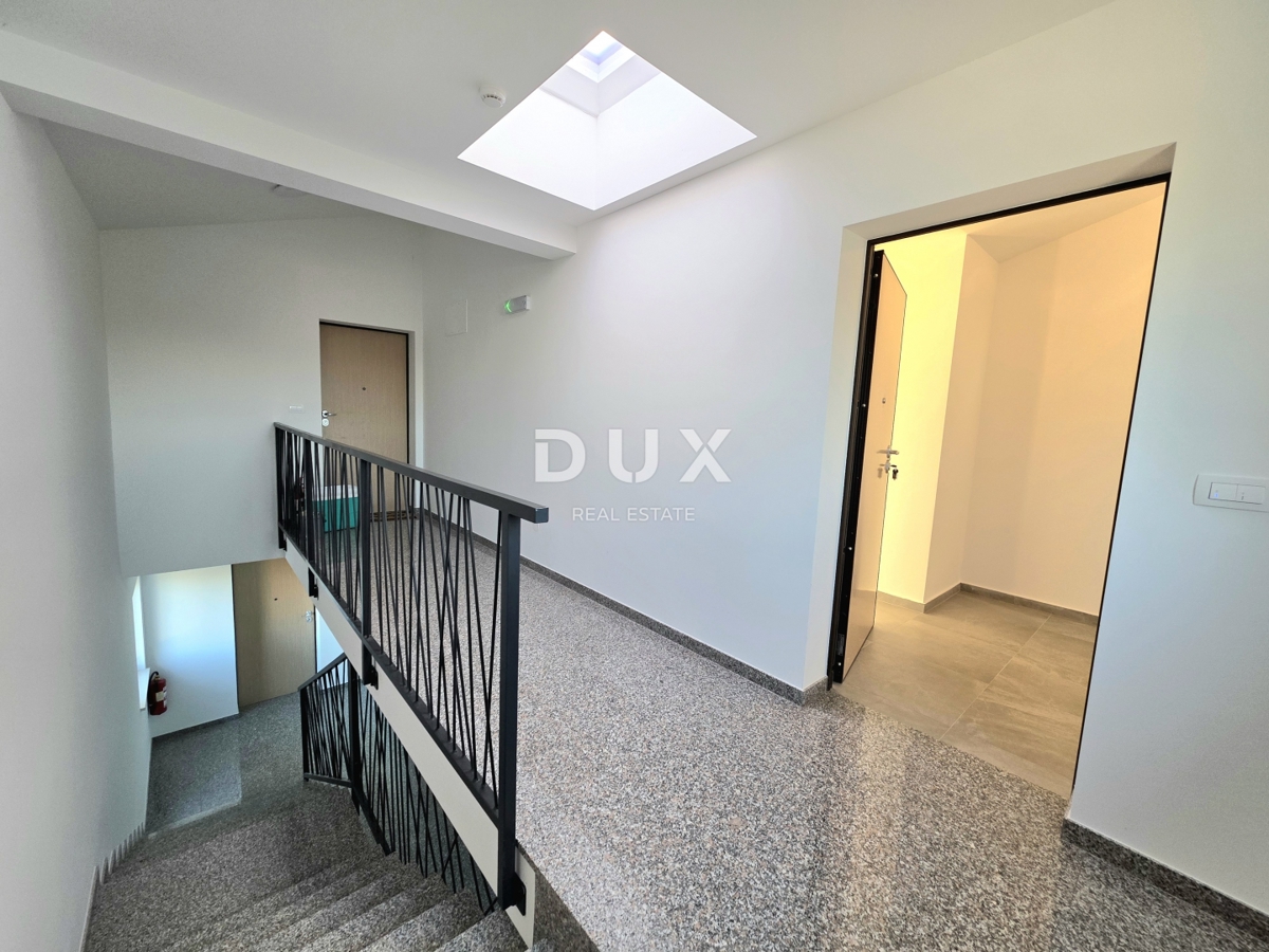 ISTRIA, FAŽANA - Attico con 2 camere da letto e soggiorno a 450 metri dalle spiagge e dal lungomare