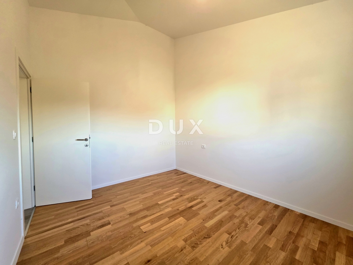 ISTRIA, FAŽANA - Attico con 2 camere da letto e soggiorno a 450 metri dalle spiagge e dal lungomare