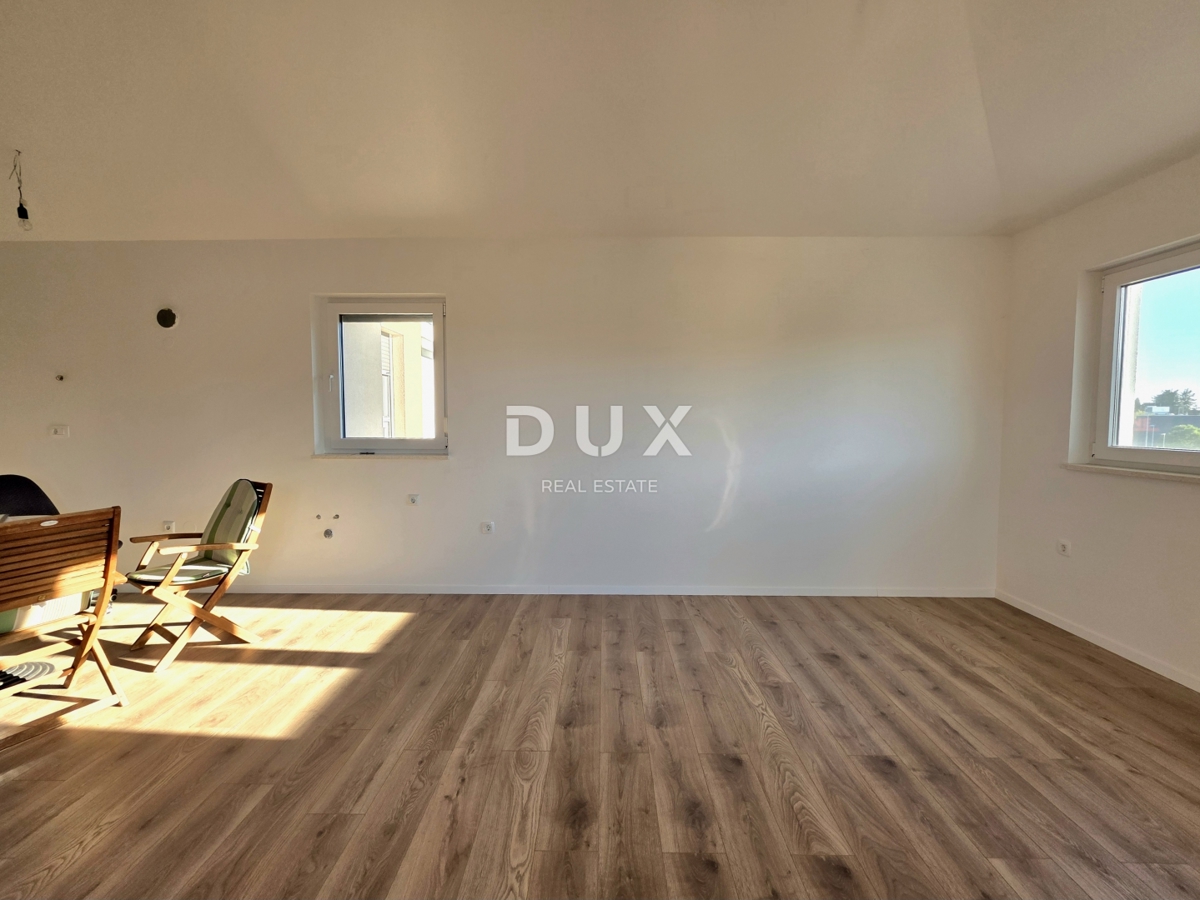 ISTRIA, FAŽANA - Attico con 2 camere da letto e soggiorno a 450 metri dalle spiagge e dal lungomare