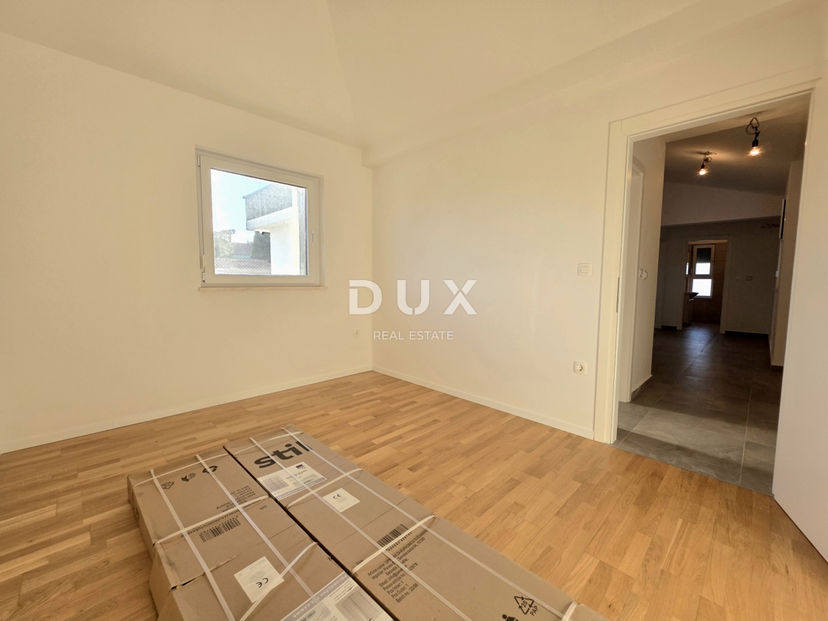 ISTRIA, FAŽANA - Attico con 2 camere da letto e soggiorno a 450 metri dalle spiagge e dal lungomare