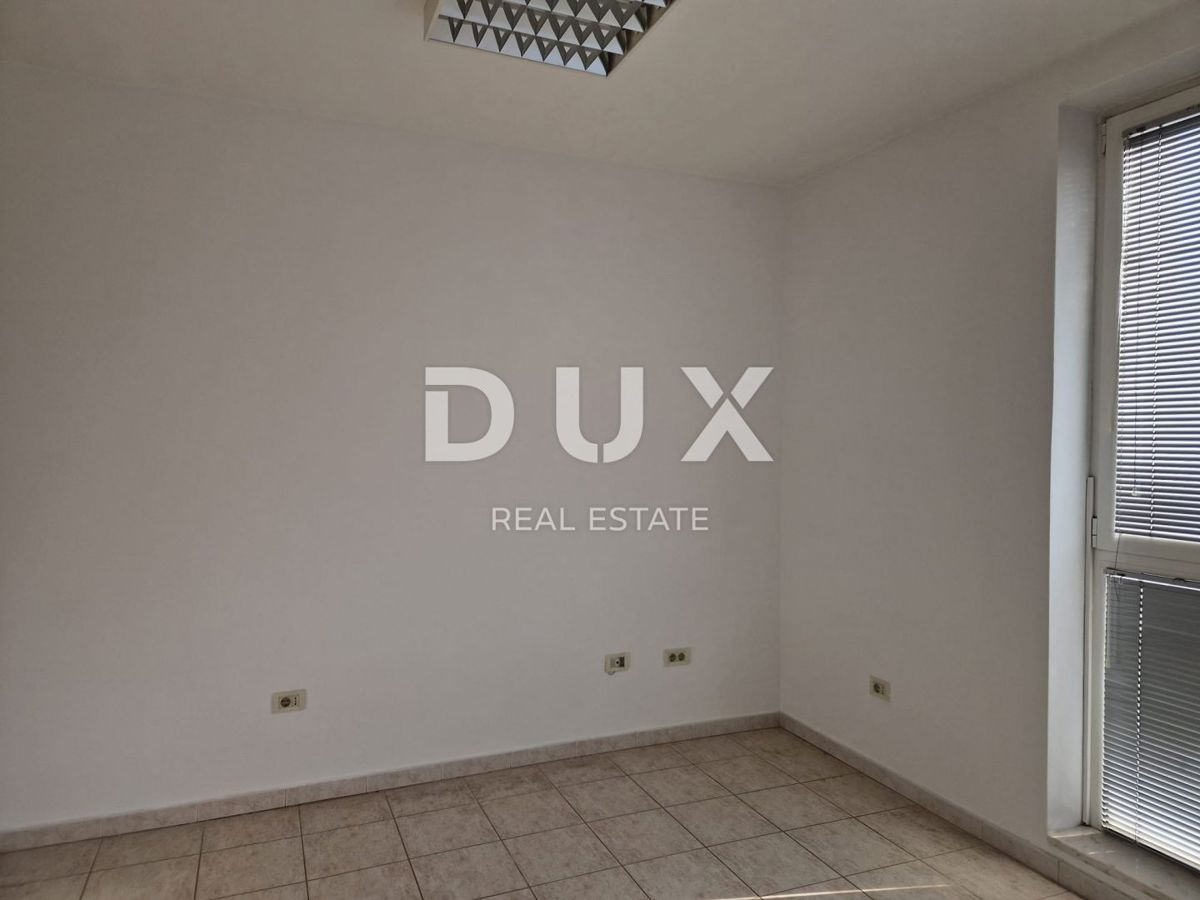 ISTRIA, ALBONA - Locale commerciale nel centro città