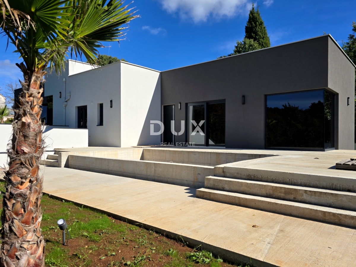 ISTRIA, BARBAN - Casa con due piscine ai margini del villaggio