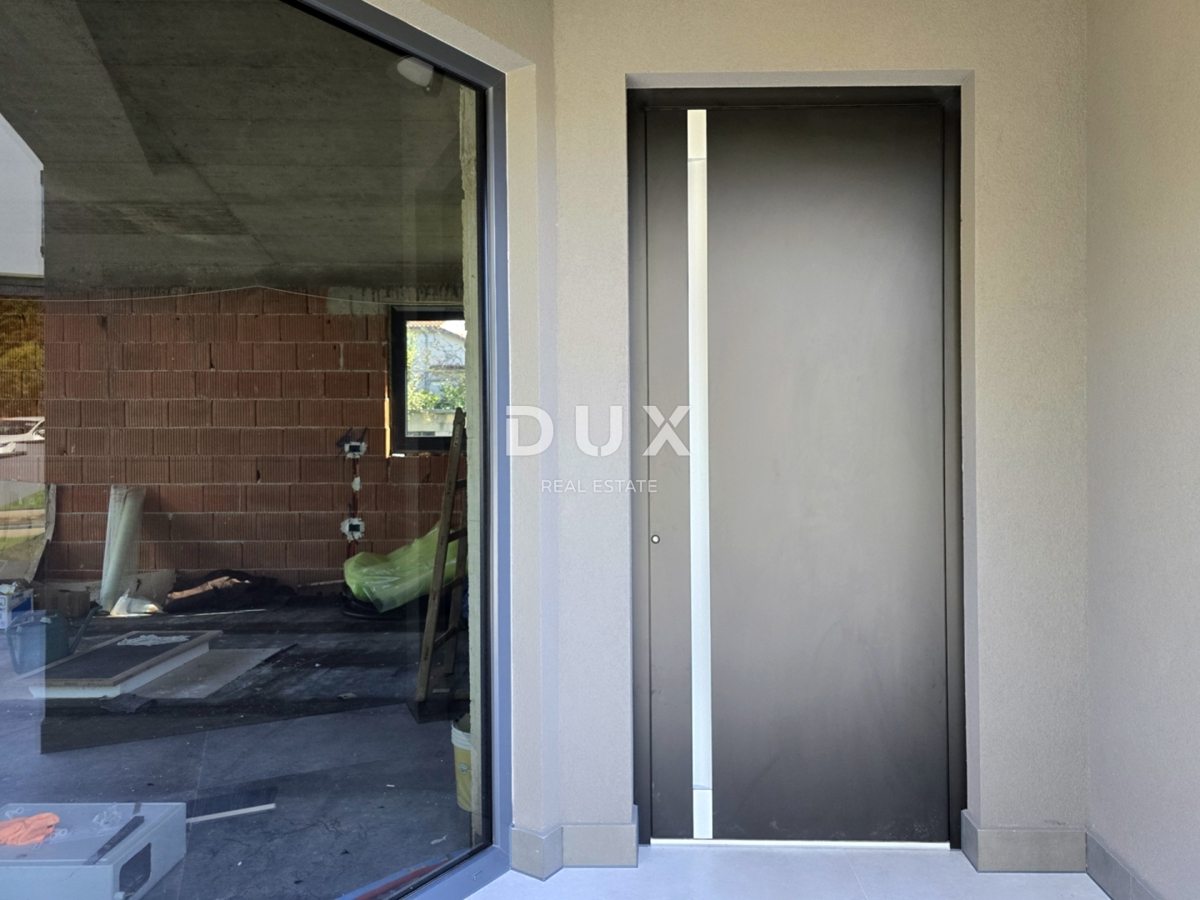 ISTRIA, BARBAN - Casa con due piscine ai margini del villaggio