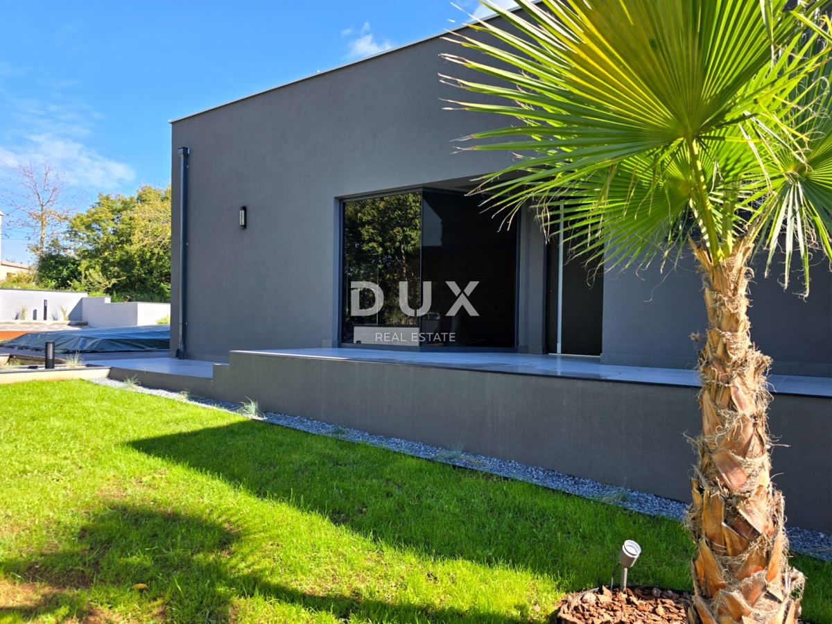 ISTRIA, BARBAN - Casa con due piscine ai margini del villaggio