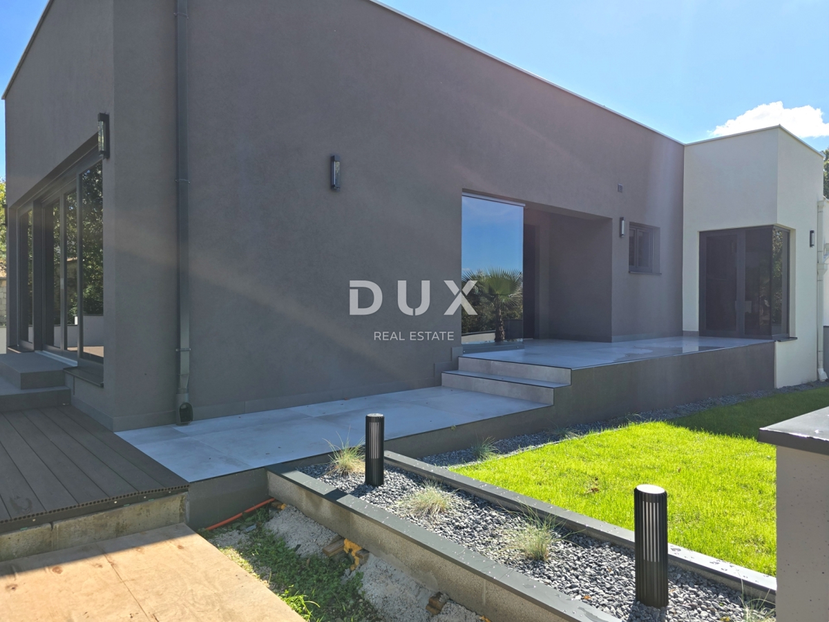 ISTRIA, BARBAN - Casa con due piscine ai margini del villaggio