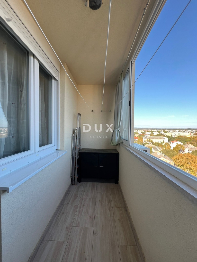 ISTRIA, POLA - Appartamento al 12° piano con vista panoramica nella posizione più ambita di Pola!