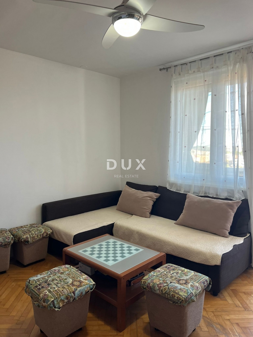 ISTRIA, POLA - Appartamento al 12° piano con vista panoramica nella posizione più ambita di Pola!