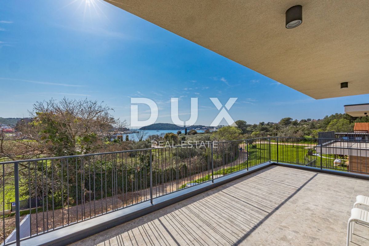 ISTRIA, BANJOLE - Villa bifamiliare contemporanea al mare!