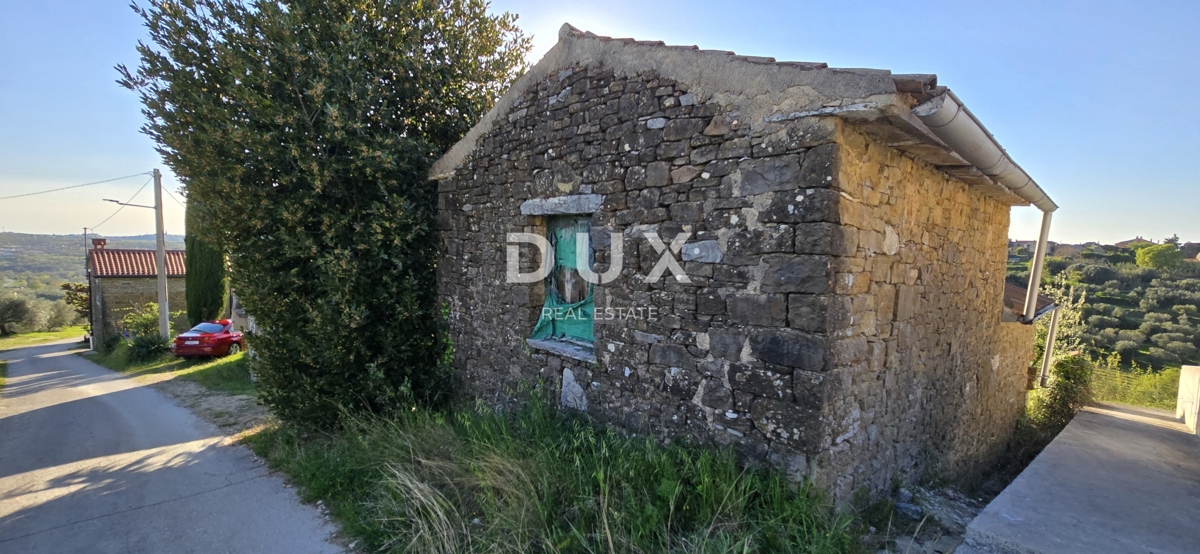 ISTRIA, MOMJAN – ELEGANTI CASE IN PIETRA CON PROGETTO