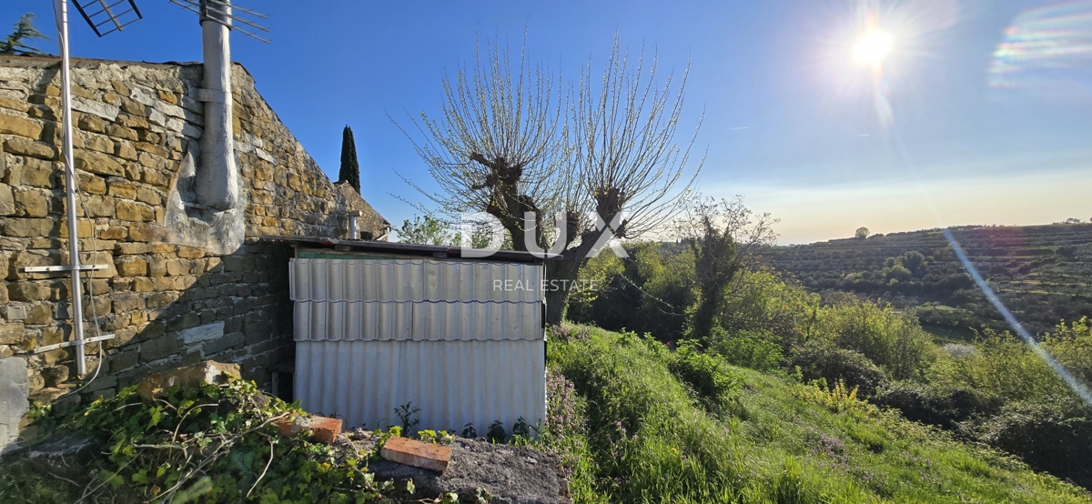 ISTRIA, MOMJAN – ELEGANTI CASE IN PIETRA CON PROGETTO