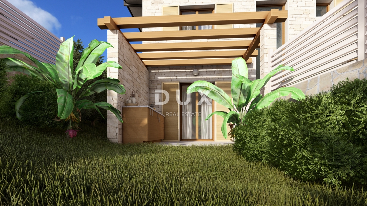 ISTRIA, MOMJAN – ELEGANTI CASE IN PIETRA CON PROGETTO