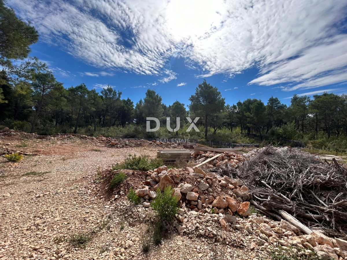 ŠIBENIK, DUBRAVA - Terreno 1000 m2 - ideale per una casa/villa!