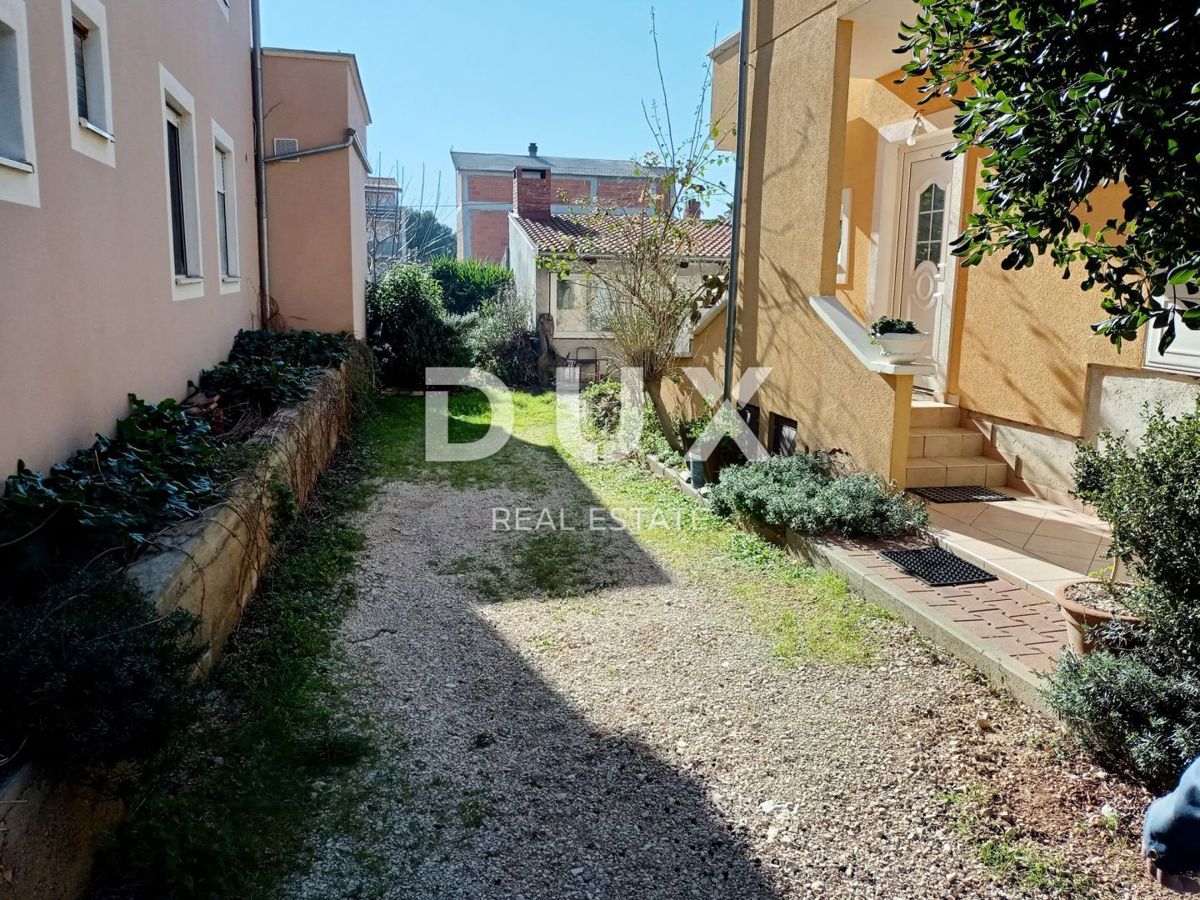 PAKOŠTANE - Spaziosa casa con tre appartamenti