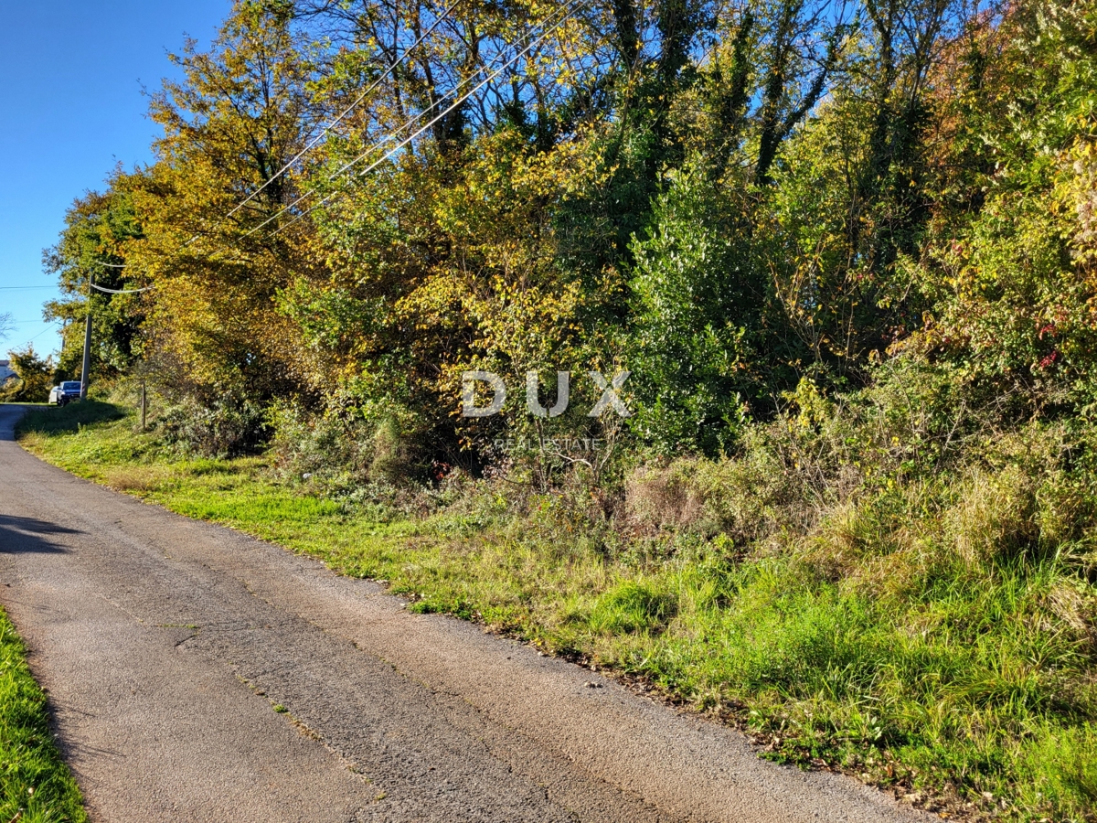 Terreno Barban, 791m2