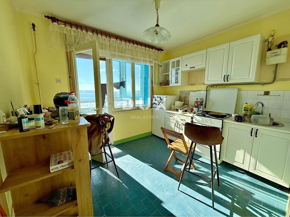RIJEKA, GORNJA VEŽICA – Appartamento con una camera da letto con una bellissima vista sul Golfo del Quarnero!
