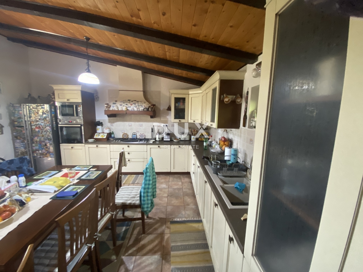 RIJEKA, PULAC - bella casa in posizione appartata