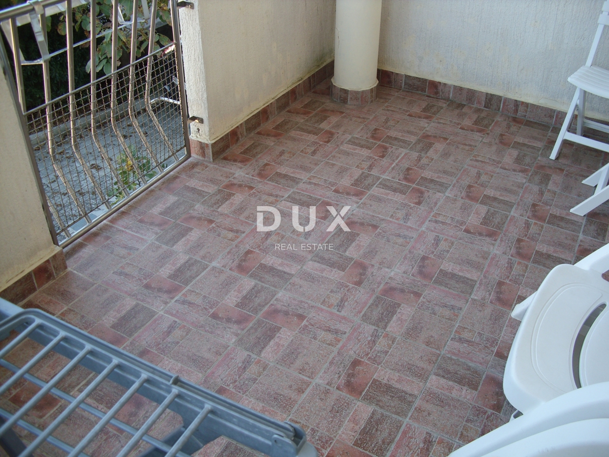 ISOLA DI KRK, CITTÀ DI KRK - Appartamento di 62 m2 con 2 camere da letto a 500 m dal mare