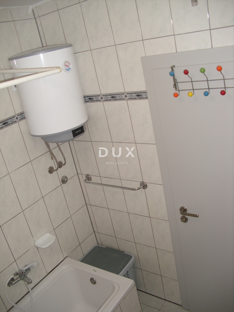 ISOLA DI KRK, CITTÀ DI KRK - Appartamento di 62 m2 con 2 camere da letto a 500 m dal mare