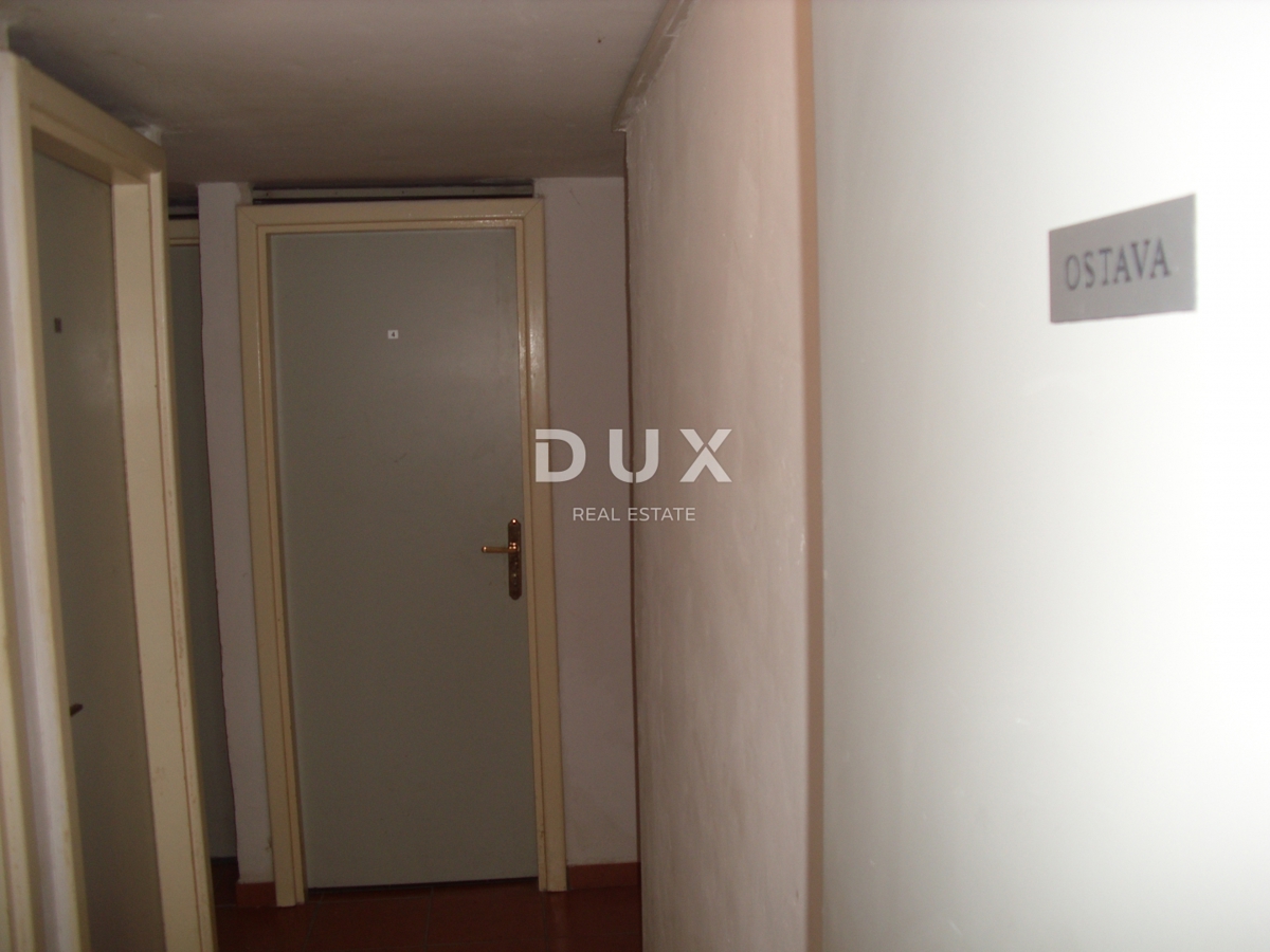 ISOLA DI KRK, CITTÀ DI KRK - Appartamento di 62 m2 con 2 camere da letto a 500 m dal mare