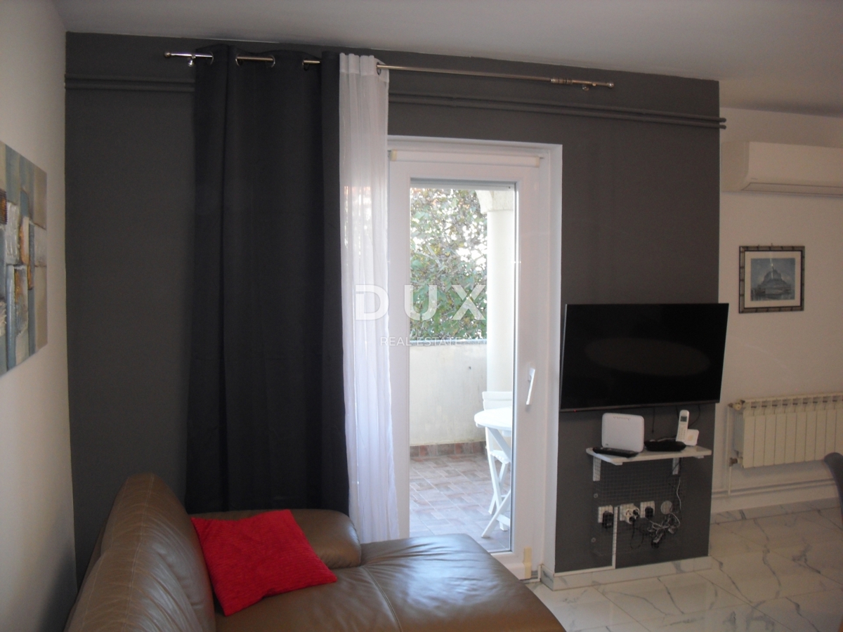 ISOLA DI KRK, CITTÀ DI KRK - Appartamento di 62 m2 con 2 camere da letto a 500 m dal mare