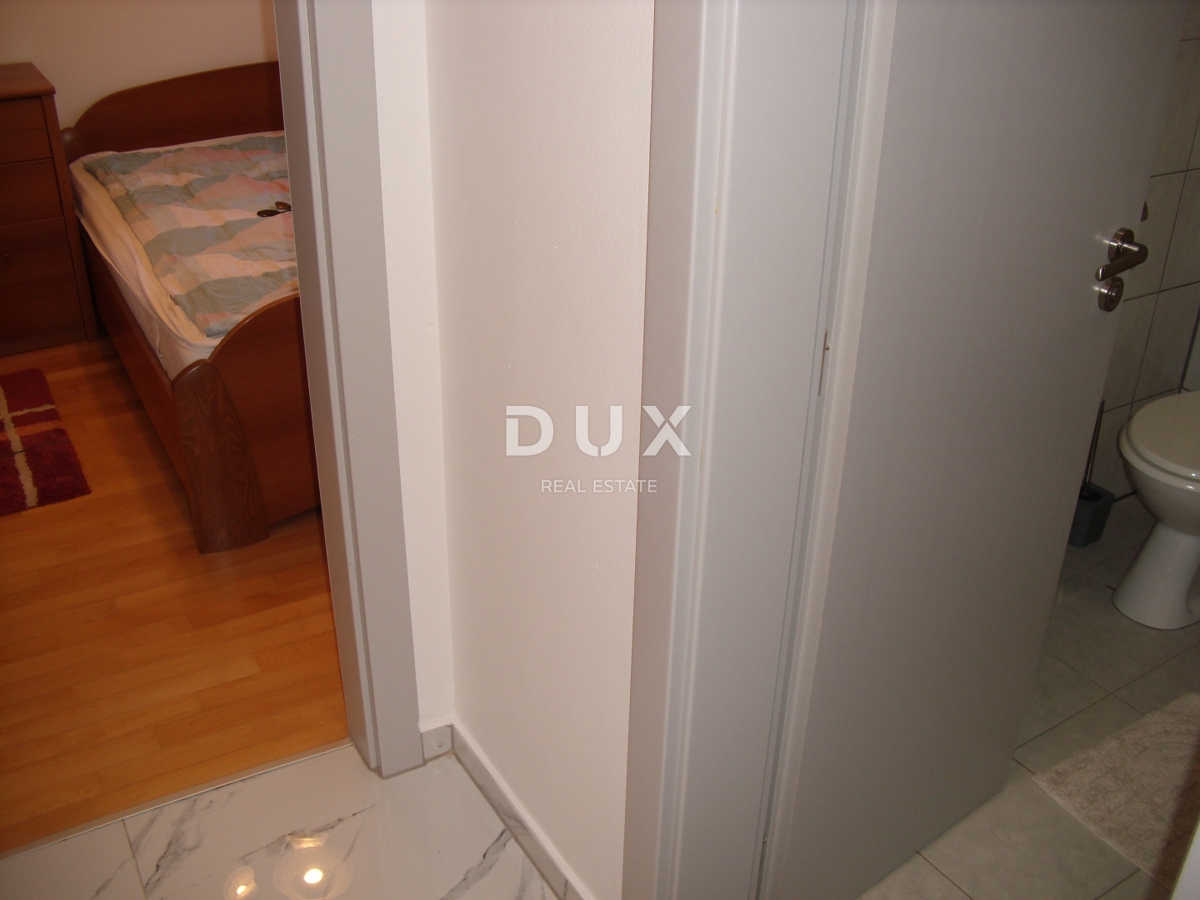 ISOLA DI KRK, CITTÀ DI KRK - Appartamento di 62 m2 con 2 camere da letto a 500 m dal mare