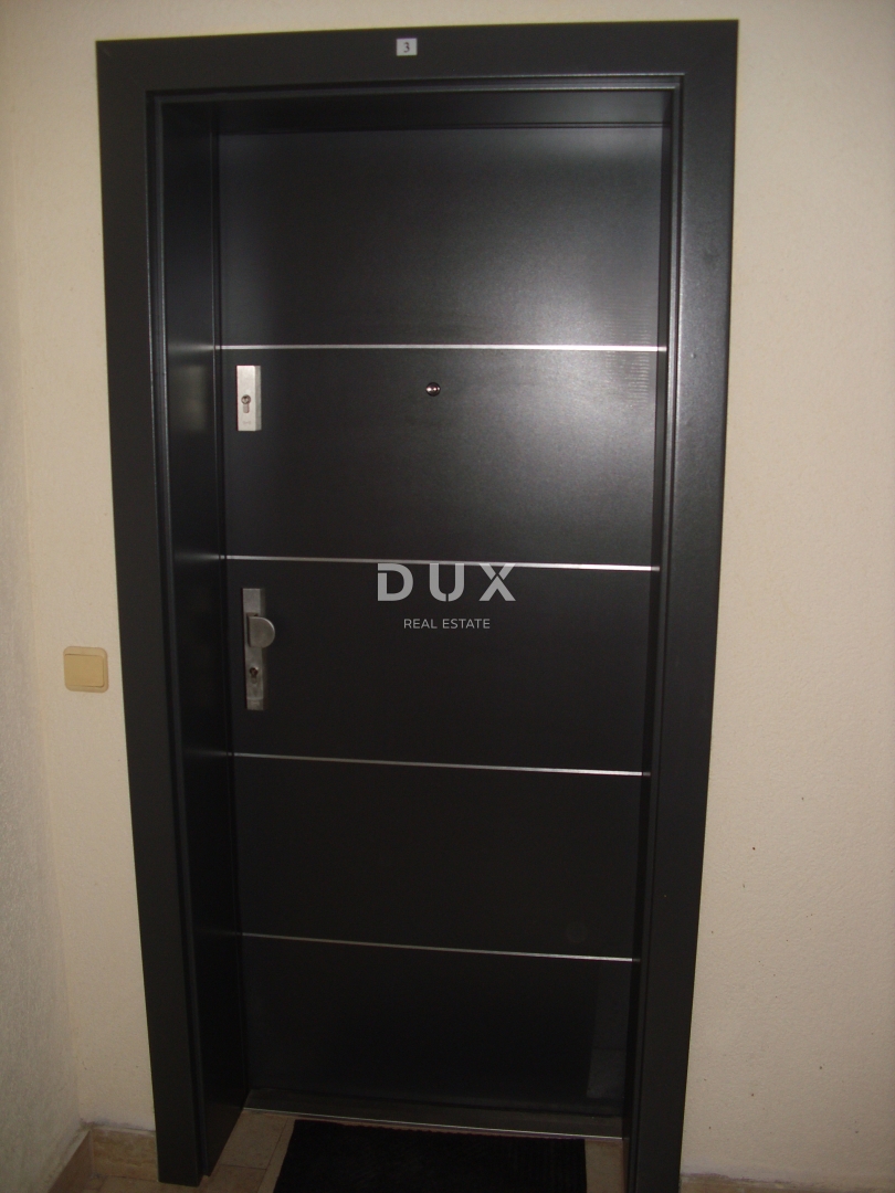 ISOLA DI KRK, CITTÀ DI KRK - Appartamento di 62 m2 con 2 camere da letto a 500 m dal mare