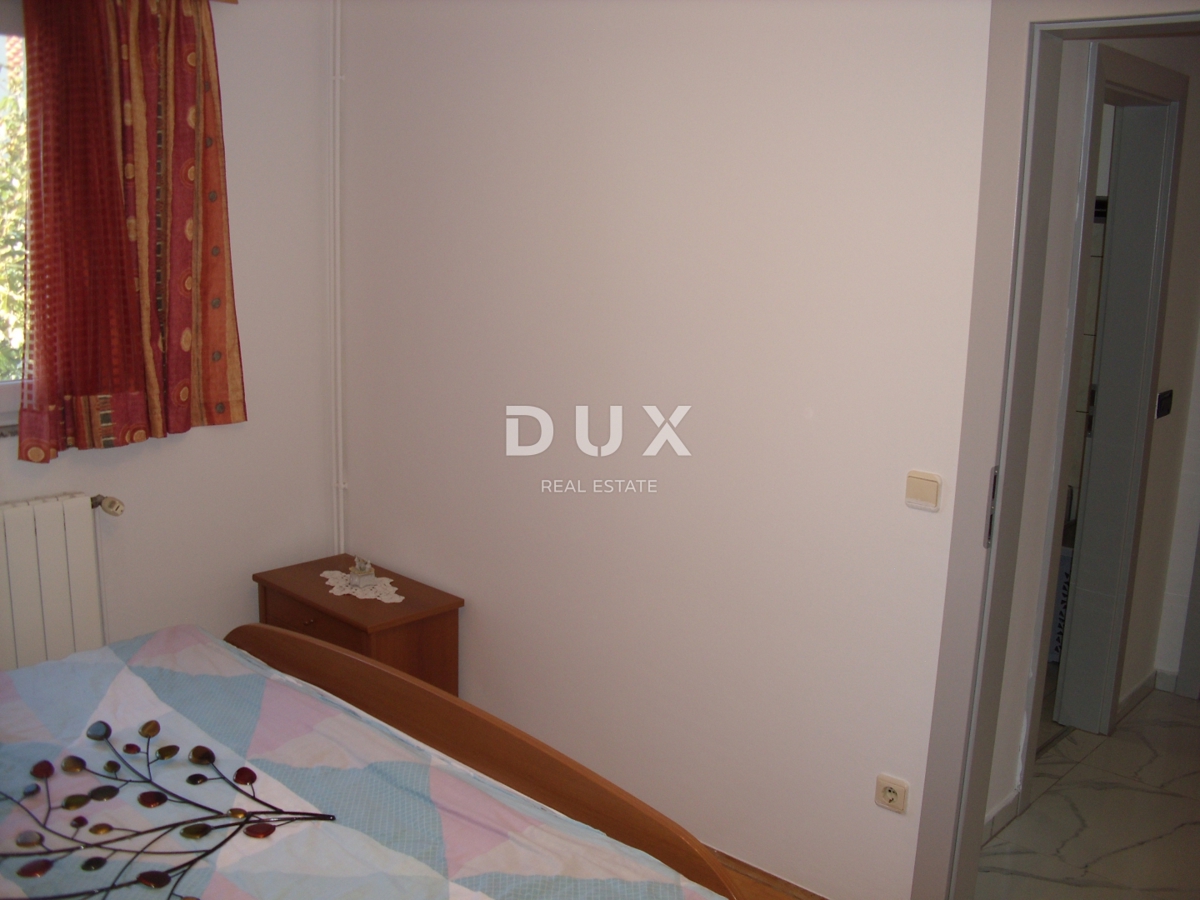 ISOLA DI KRK, CITTÀ DI KRK - Appartamento di 62 m2 con 2 camere da letto a 500 m dal mare