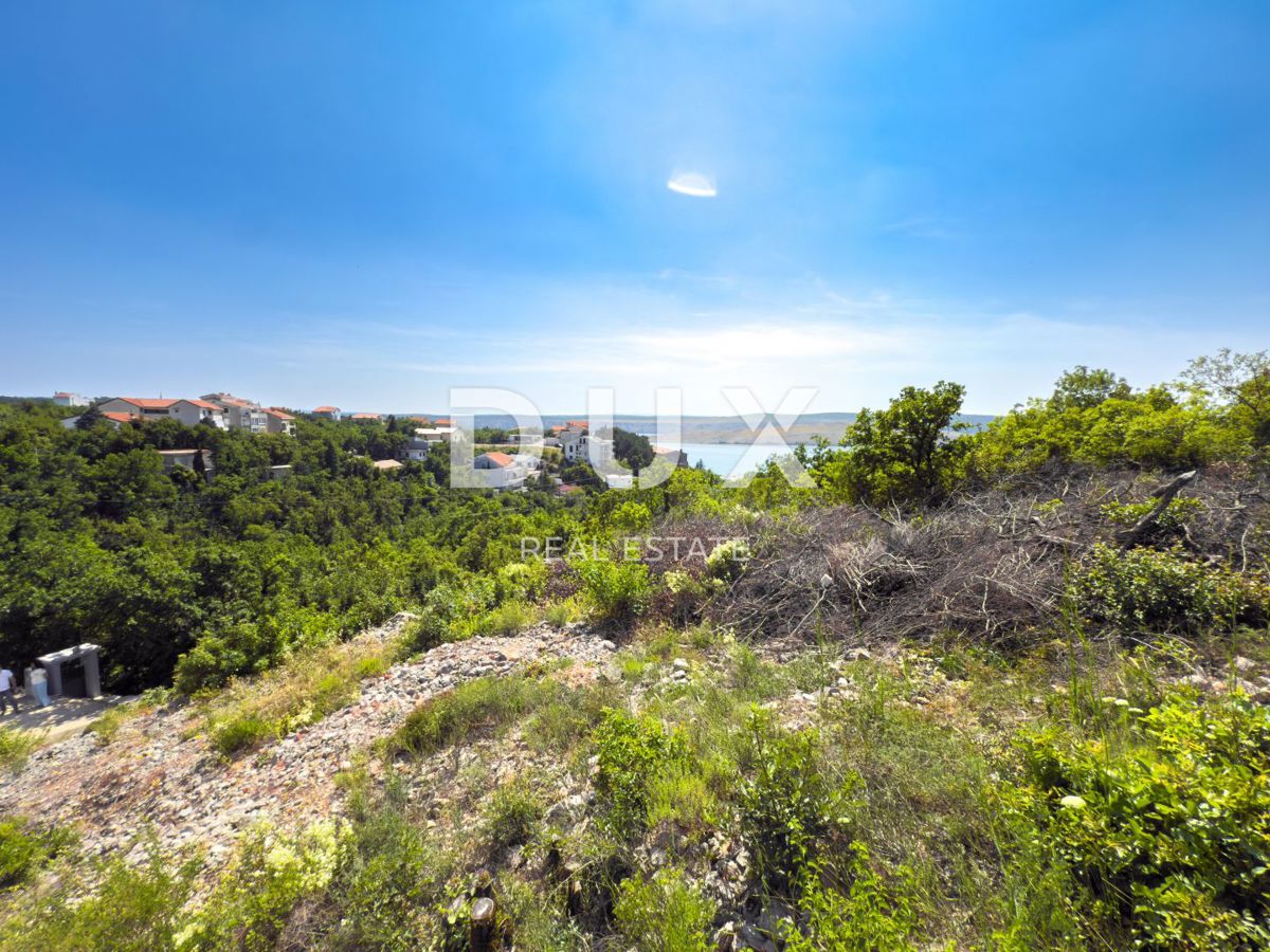 CRIKVENICA, JADRANOVO - VENDITA URGENTE terreno a 200m dal mare con vista panoramica