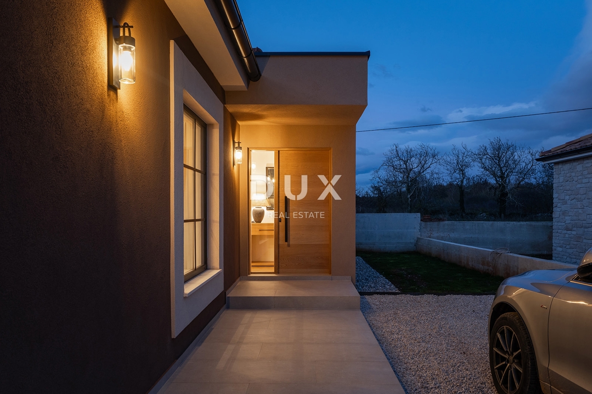 ISTRIA, ŽMINJ - Magica casa a un piano in un complesso privato!