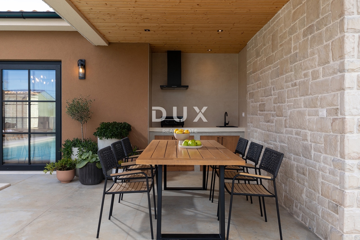 ISTRIA, ŽMINJ - Magica casa a un piano in un complesso privato!