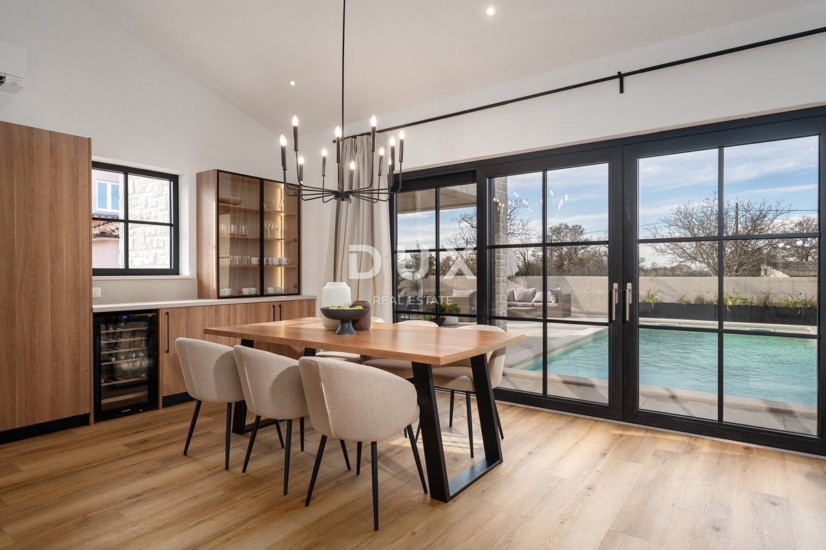 ISTRIA, ŽMINJ - Magica casa a un piano in un complesso privato!