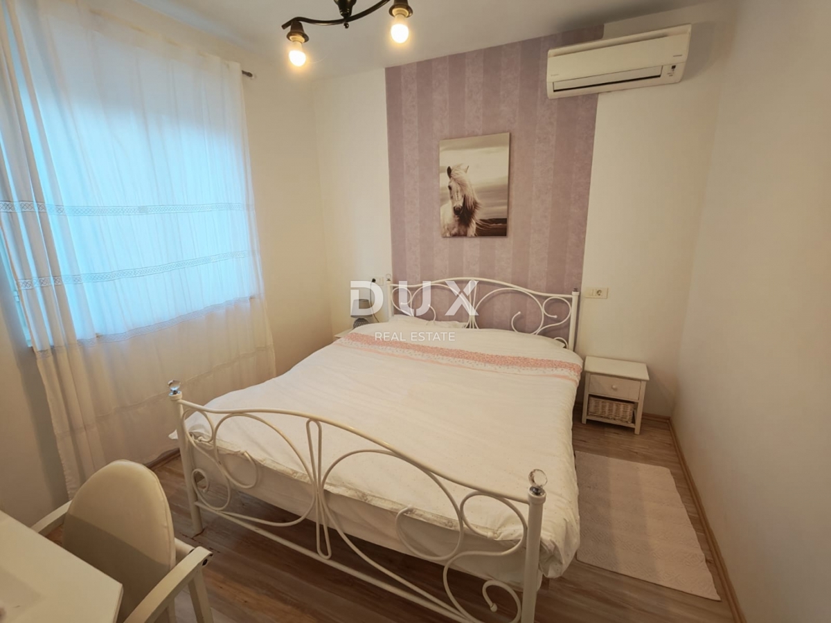 ISTRIA, ROVIGNO - Appartamento in prima fila al mare!