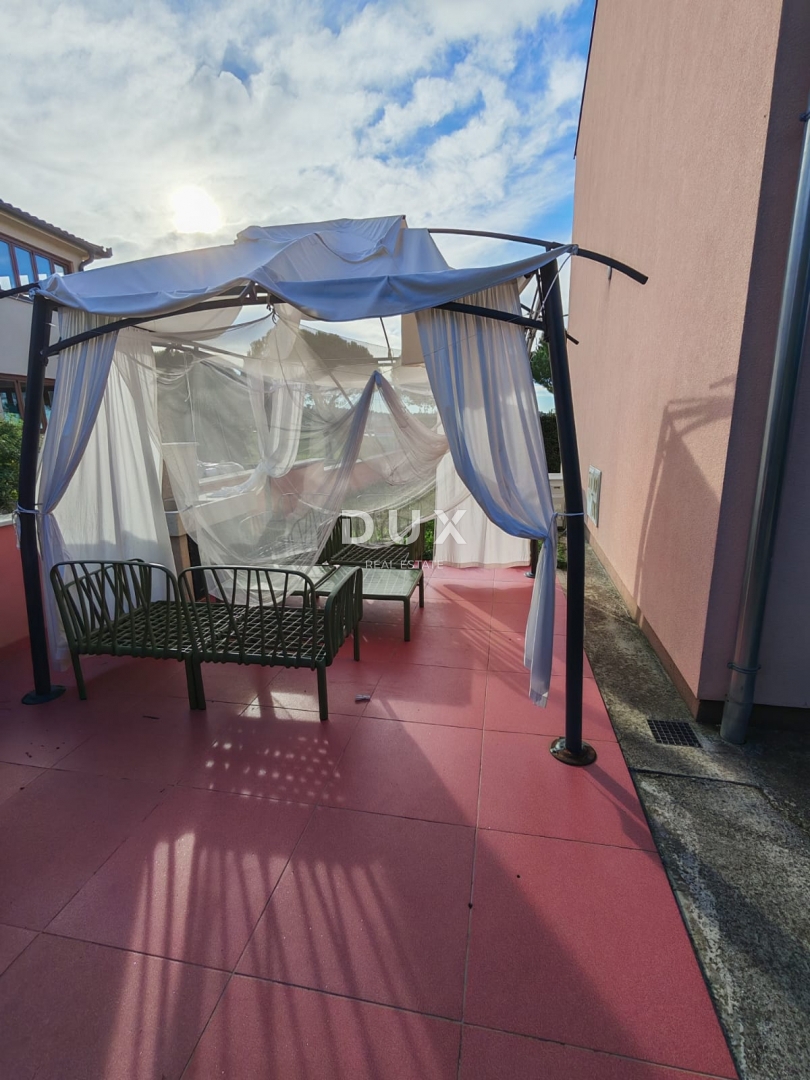 ISTRIA, ROVIGNO - Appartamento in prima fila al mare!