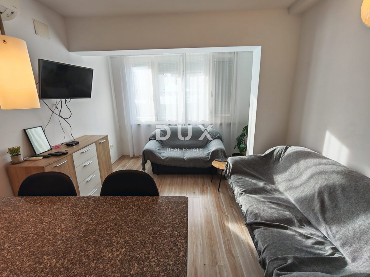 ISTRIA, ROVIGNO - Appartamento in prima fila al mare!