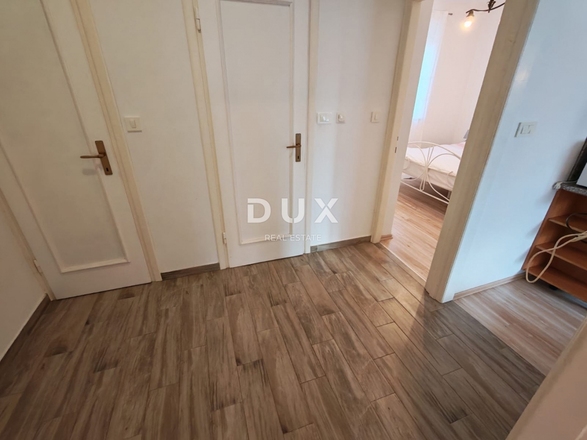 ISTRIA, ROVIGNO - Appartamento in prima fila al mare!