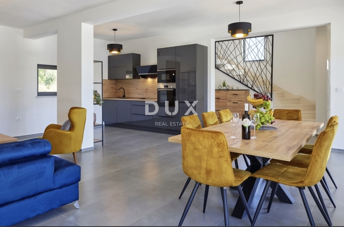 ISTRIA, LOBORIKA - Casa con piscina vicino a Pola!